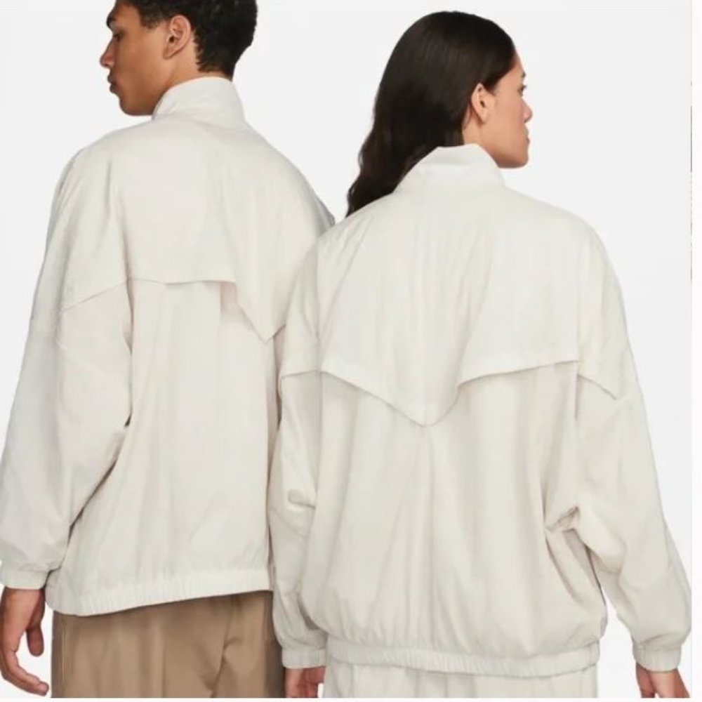 NWT! Nike Women's Sportswear Essential Windrunner Woven Jacket - Picture 5 of 5